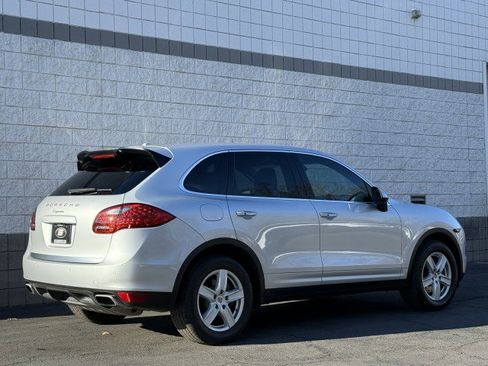 Used 2012 Porsche Cayenne image 3