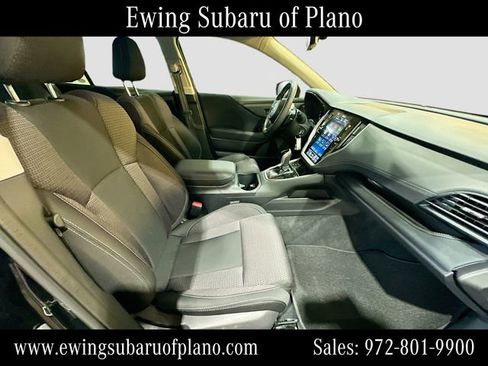 Used 2025 Subaru Outback Premium AWD/4WD image 29