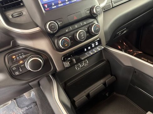 Used 2019 RAM 2500 Big Horn AWD/4WD image 16