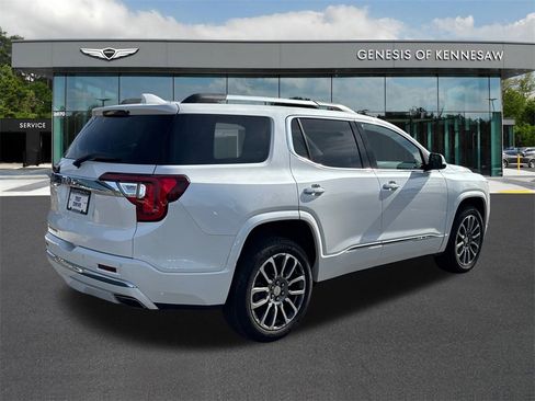 Used 2022 GMC Acadia Denali w/ Denali Technology Package image 7