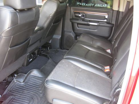 Used 2015 RAM 2500 Laramie w/ Protection Group image 31