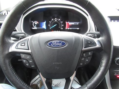 Used 2016 Ford Edge SEL w/ Equipment Group 201A image 27