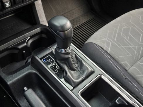 Used 2023 Toyota Tacoma TRD Off-Road image 18