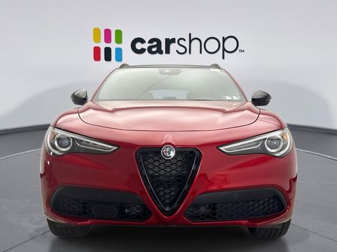 Used 2023 Alfa Romeo Stelvio Veloce AWD/4WD image 8