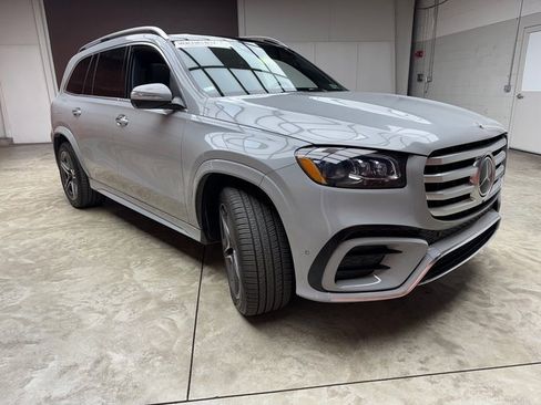 Certified 2024 Mercedes-Benz GLS 450 4MATIC image 7