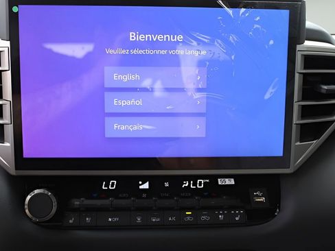 Certified 2025 Toyota Tundra Limited AWD/4WD image 15