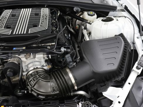 Used 2023 Chevrolet Camaro ZL1 RWD image 18