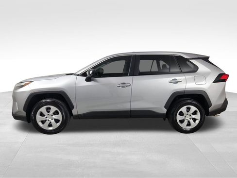 Used 2025 Toyota RAV4 LE FWD image 4