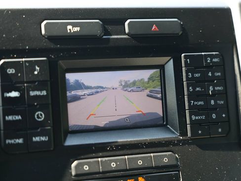 Used 2015 Ford F150 XLT w/ Equipment Group 301A Mid AWD/4WD image 18