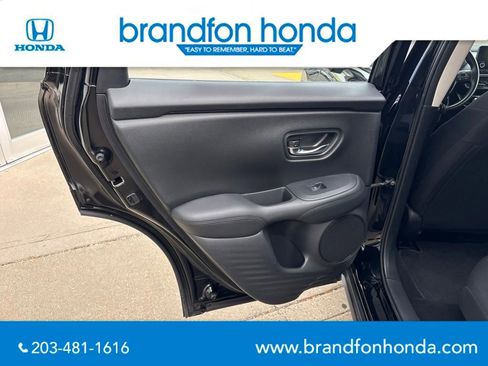 Used 2023 Honda HR-V LX image 10