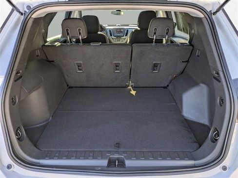 Used 2020 Chevrolet Equinox LS image 13