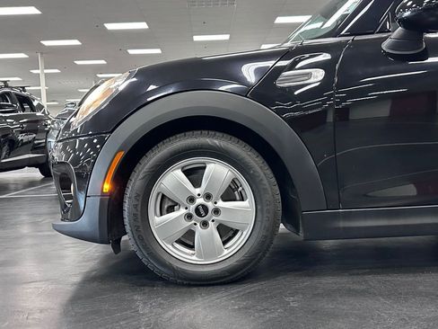 Used 2016 MINI Cooper 2-Door Hardtop image 12