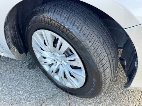 Used 2012 Toyota Camry LE image 38