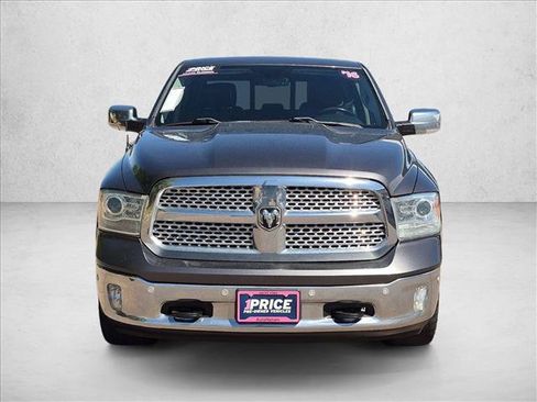 Used 2016 RAM 1500 Laramie w/ Convenience Group AWD/4WD image 2