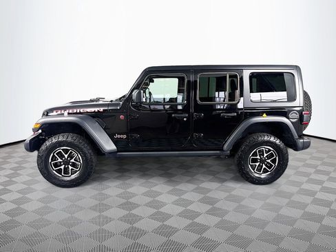 Used 2025 Jeep Wrangler Unlimited Rubicon AWD/4WD image 4