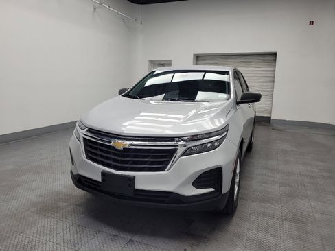 Used 2022 Chevrolet Equinox LS AWD/4WD image 15