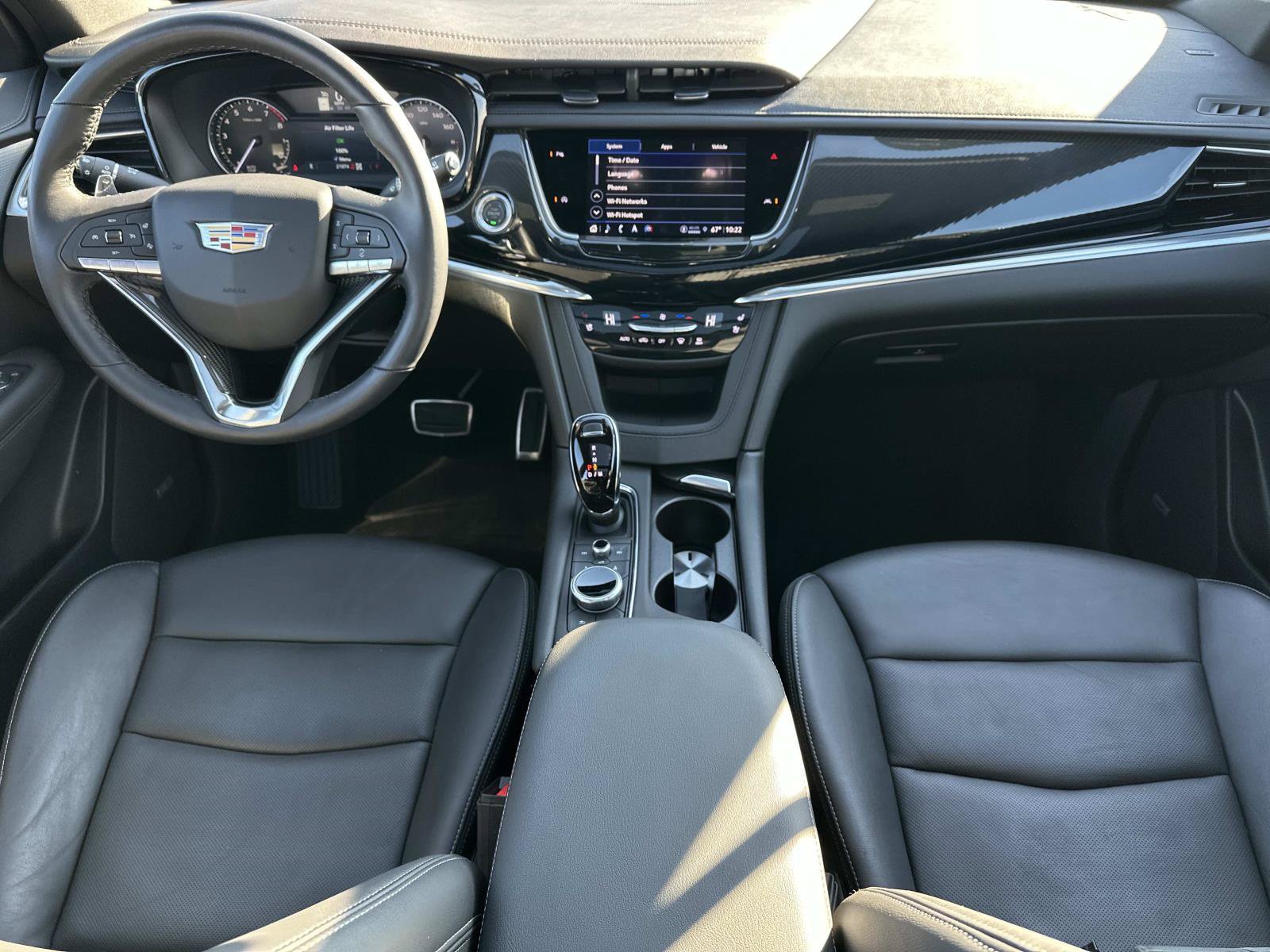 Certified 2025 Cadillac XT6 Sport w/ LPO, Floor Liner Package AWD/4WD image 14