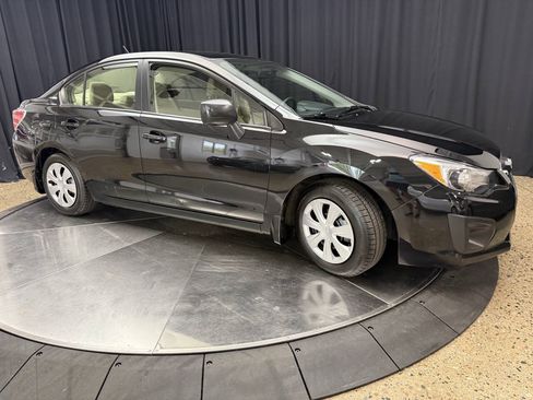 Used 2014 Subaru Impreza 2.0i AWD/4WD image 12
