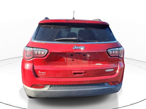 Used 2018 Jeep Compass Latitude image 6