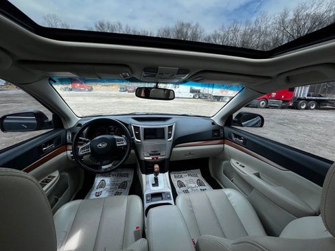 Used 2013 Subaru Outback 2.5i Limited w/ Moonroof Pkg image 14