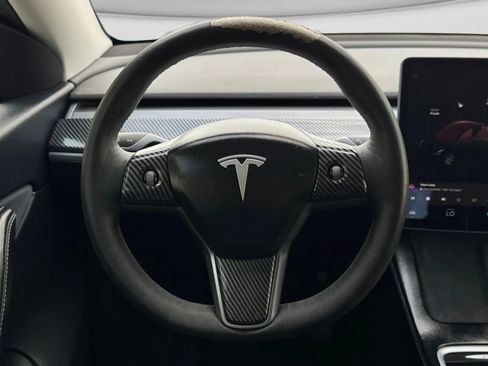 Used 2021 Tesla Model Y 2WD image 26