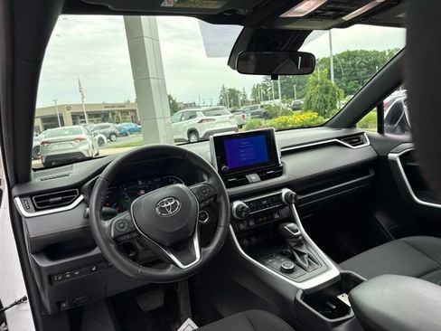 Used 2023 Toyota RAV4 SE w/ Weather & Moonroof Package AWD/4WD image 27