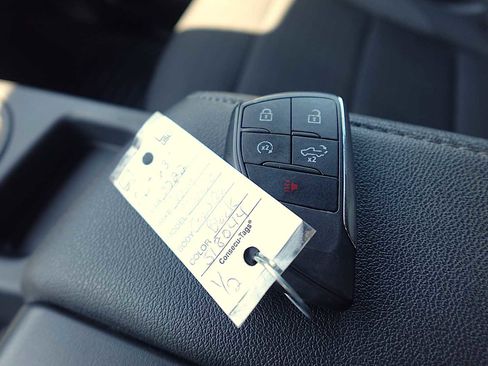 Used 2022 Chevrolet Silverado 1500 LT image 31