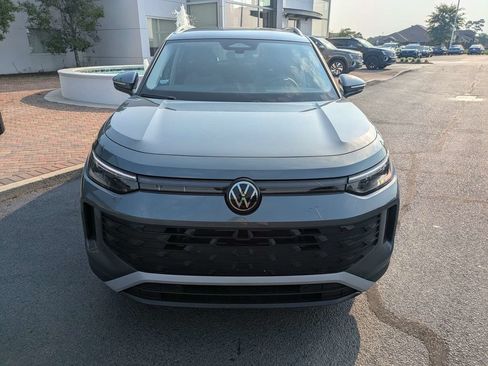Used 2025 Volkswagen Tiguan S FWD image 10