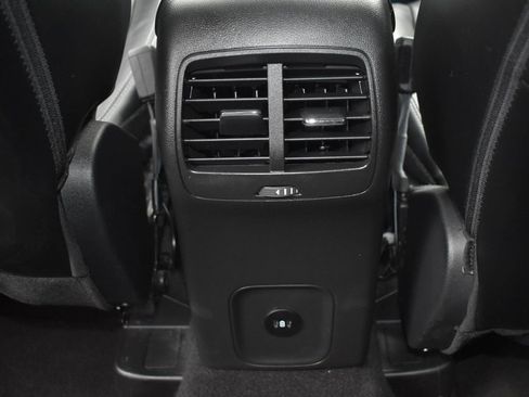 Used 2024 Ford Escape Platinum image 39