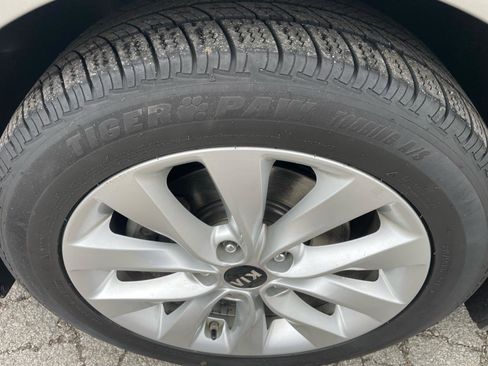 Used 2018 Kia Optima EX image 25