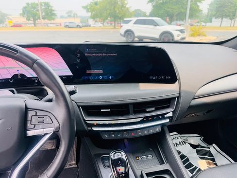 Used 2025 Cadillac CT5 Premium Luxury w/ Sun And Sound Package AWD/4WD image 14