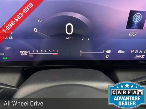 Used 2027 Buick Enclave Sport Touring w/ Power Package AWD/4WD image 3