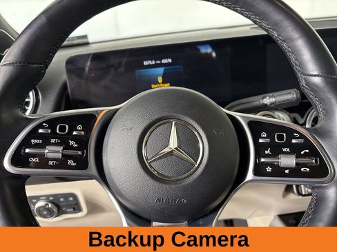 Used 2023 Mercedes-Benz GLB 250 4MATIC image 10