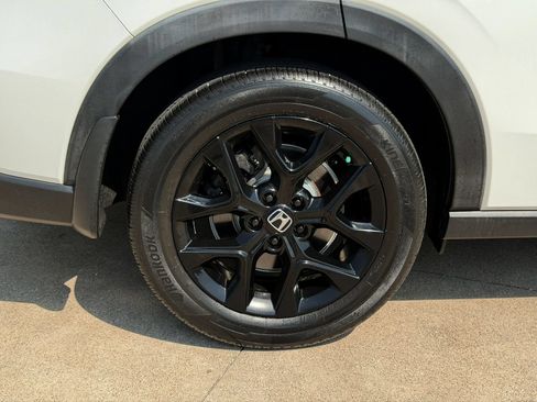 Used 2023 Honda HR-V Sport image 8