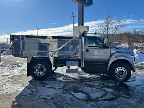 New 2026 Ford F650 2WD Regular Cab Super Duty image 13