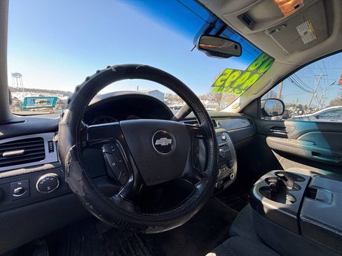 Used 2008 Chevrolet Tahoe LS image 11