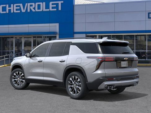 New 2026 Chevrolet Traverse LT w/ Sun and Wheel Package image 3
