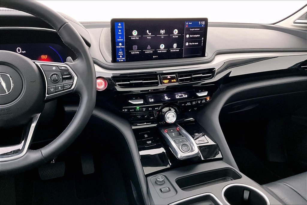 Certified 2026 Acura MDX w/ Technology Package FWD image 8