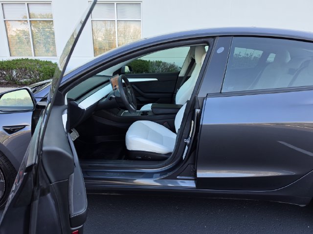 Used 2021 Tesla Model 3 Performance AWD/4WD image 14