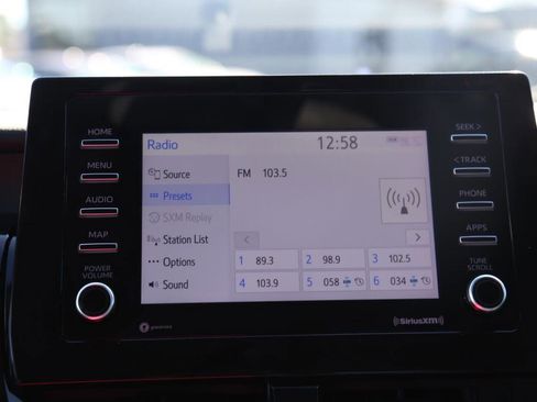 Used 2023 Toyota Camry SE image 12