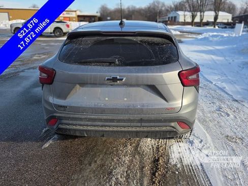 Used 2025 Chevrolet Trax RS w/ Driver Confidence Package image 16