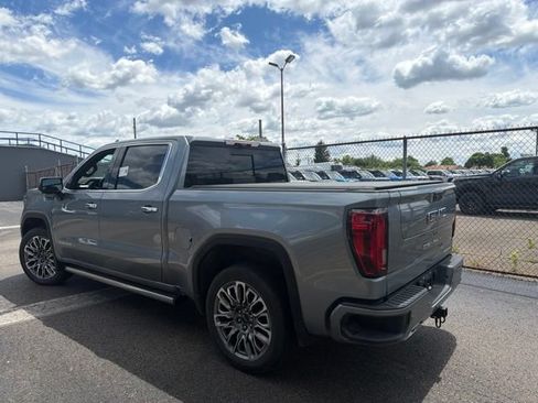 Used 2023 GMC Sierra 1500 Denali Ultimate AWD/4WD image 5