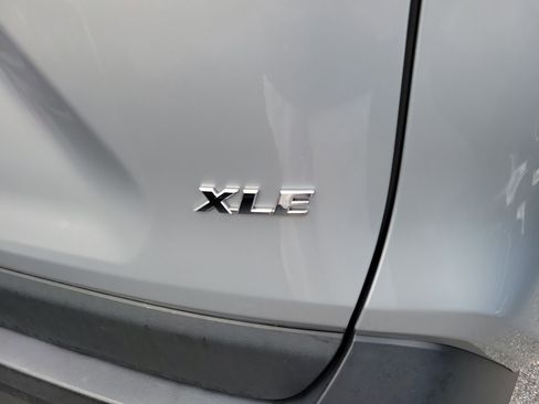 Used 2024 Toyota RAV4 XLE image 15