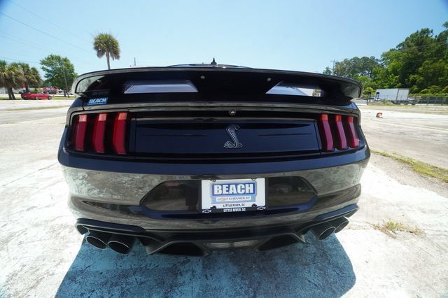 Used 2022 Ford Mustang Shelby GT500 w/ Technology Package RWD image 4