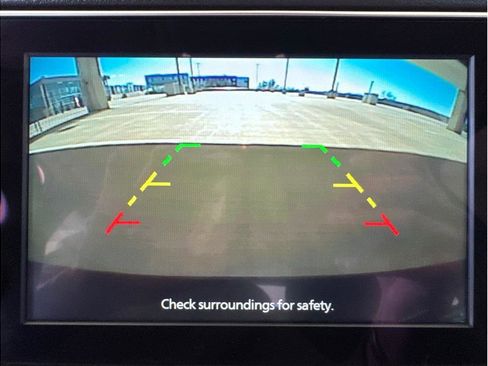 Used 2025 Nissan Leaf S image 20