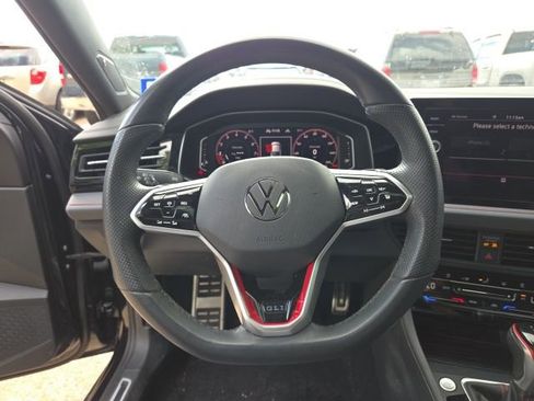 Used 2025 Volkswagen Jetta GLI Autobahn image 10