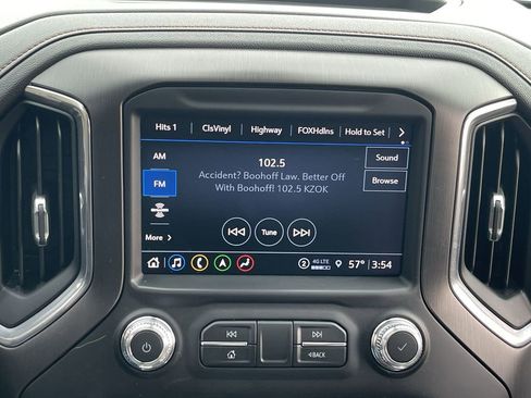 Used 2022 GMC Sierra 2500 AT4 w/ AT4 Preferred Package image 13