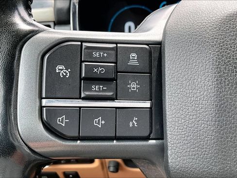 Used 2022 Ford F150 Lariat w/ Equipment Group 502A High AWD/4WD image 16