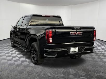 Used 2025 GMC Sierra 1500 Elevation