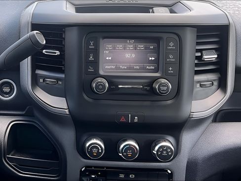 New 2024 RAM 3500 Tradesman w/ Chrome Appearance Group AWD/4WD image 7